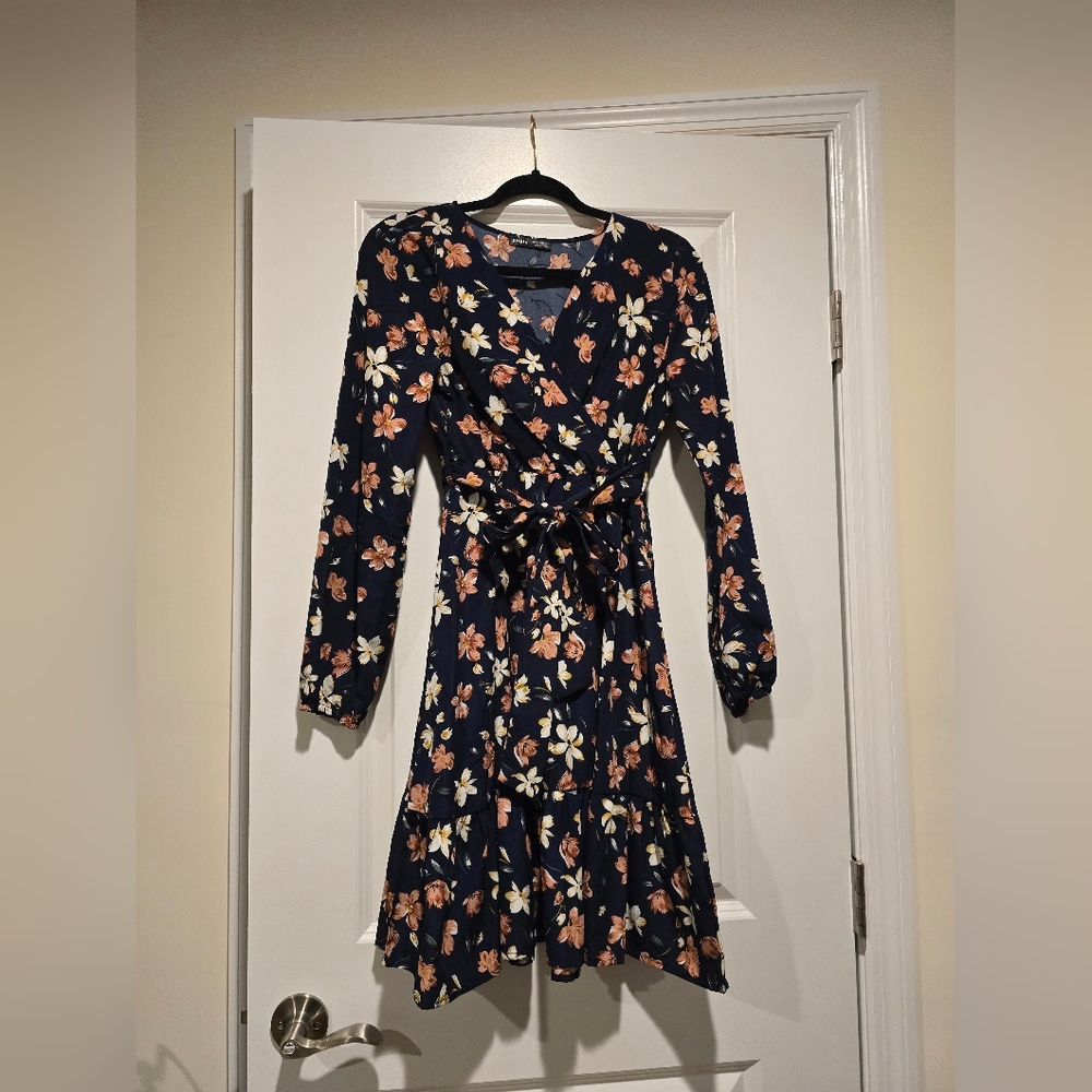SHEIN Navy Floral Long Sleeve Dress